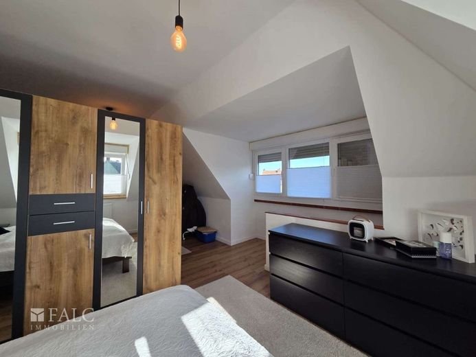 Liebevoll kernsaniertes Reihenendhaus mit Garten in Bocholt – Schlafzimmer