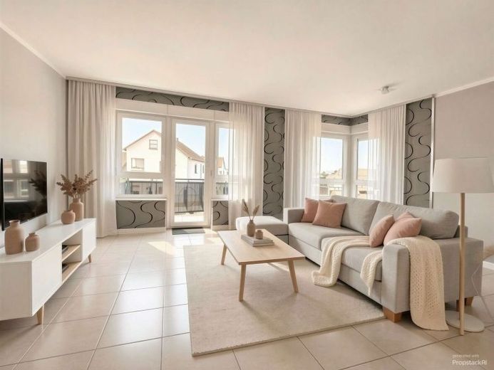 Helle Wohnung mit fußläufig guter Anbindung, West-Balkon und Tiefgaragenstellplatz – फोटो 1