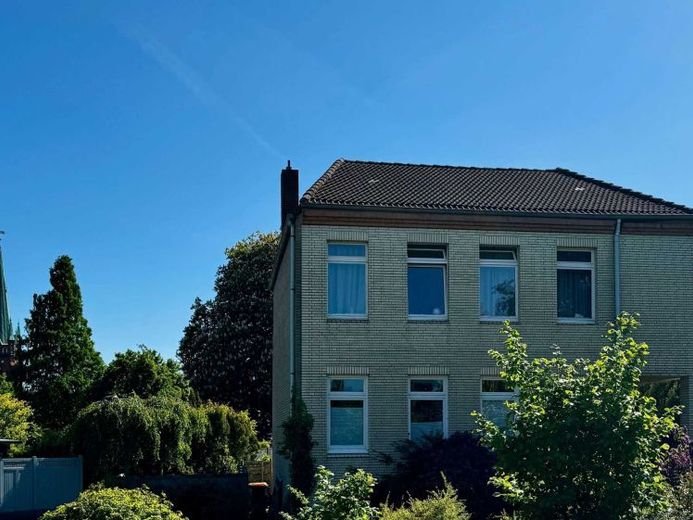 Auswanderungsbedingt zu verkaufen: Zweifamilienhaus in Hamburg-Moorfleet, vermietet, zentrale Lage, ruhige Umgebung – Foto 1