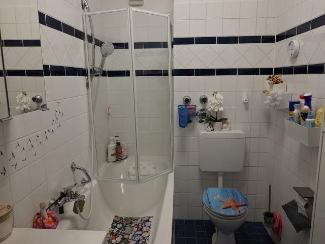 Bel appartement de 3 pièces au rez-de-chaussée à Hanau/Klein-Auheim – Bad 