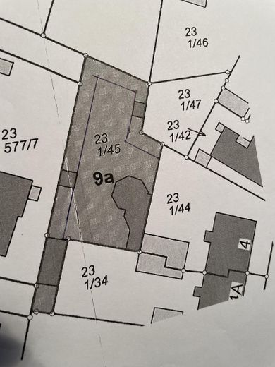 Bau- (Park-) Grundstück mit Tiny House, Carport, Terrassen – Inkl. mögl. Baugrenzen 