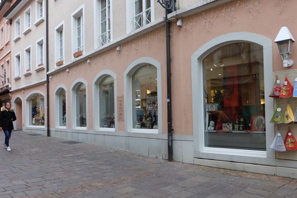 Przestronny lokal handlowy w strefie pieszej Baden-Baden
