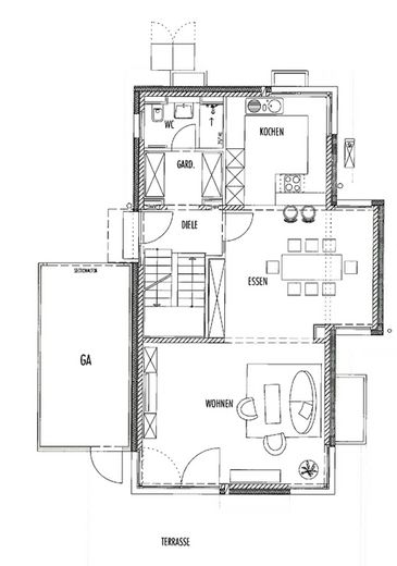Exklusives Einfamilienhaus mit Keller und sehr großem Grundstück – Ergeschoß