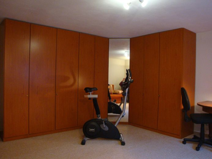 Keller Arbeit-Gästezimmer