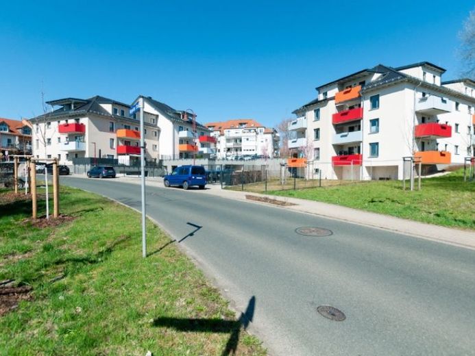 Freital - Pkw-Außenstellplatz – फोटो 1