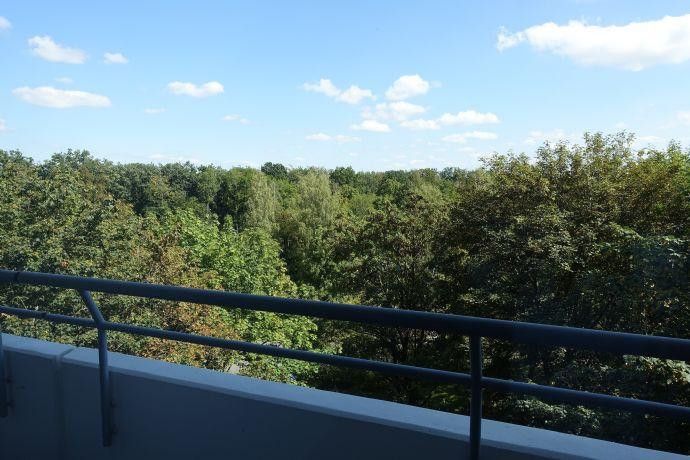 Très bel appartement de 3 pièces accessible aux personnes à mobilité réduite avec vue sur la verdure – Photo 4