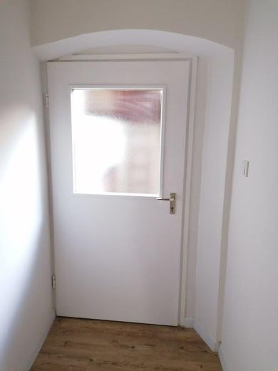 Nebeneingangstüre