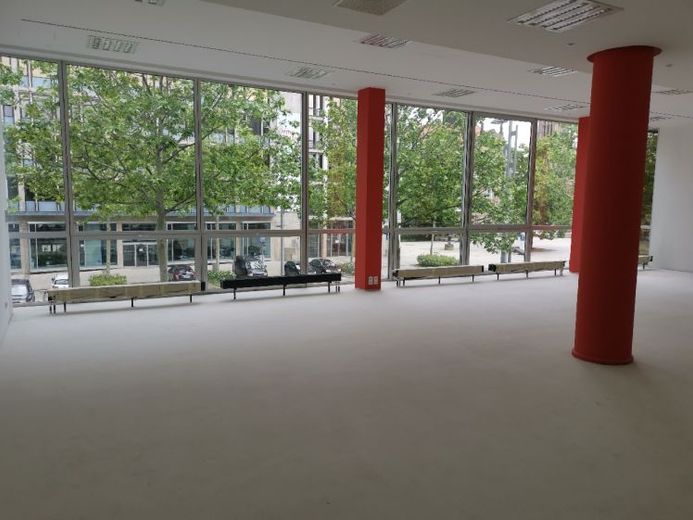 Ihr neuer Standort für Büro-Bildung-Praxis im Zentrum von Chemnitz – Foto 1