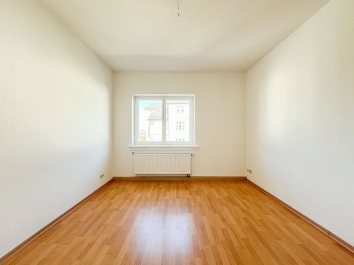 2 Monate mietfrei wohnen*: Lichtdurchflutete Wohnung mit Tageslichtbad und grünem Innenhof – Foto 1