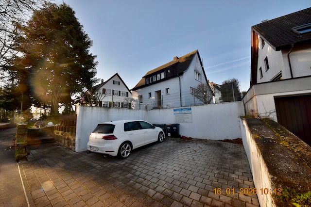 Saniertes Einfamilienhaus in Weinsberg – Stellplätze
