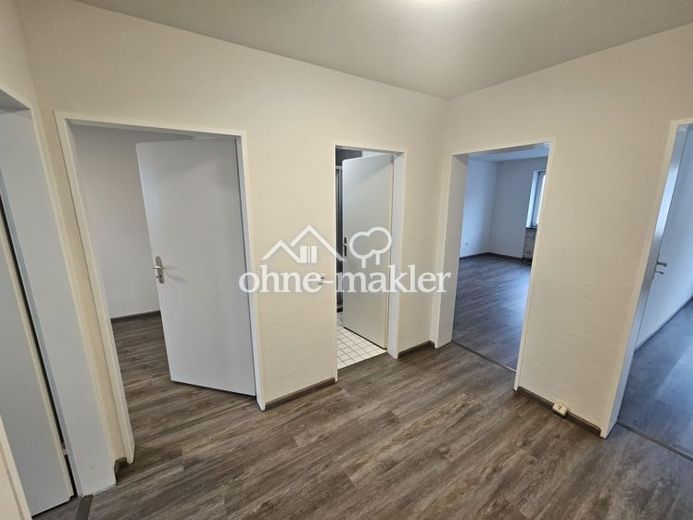 Lichtdurchflutete, frisch modernisierte 3-Zimmer-Wohnung in Stolberg-Büsbach – Foto 1