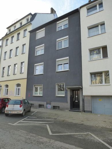 Fassade - Strasse