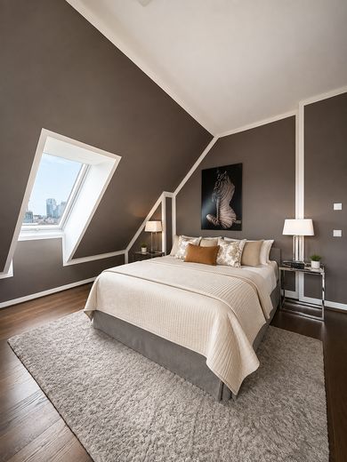 Luxus-Penthouse mit Skyline Blick – Haupt-Schlafzimmer