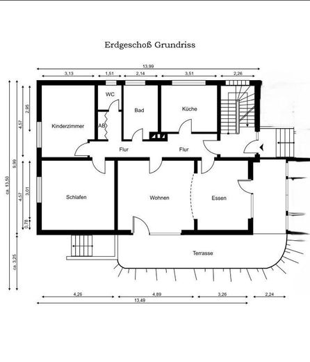 Großzügige, frisch teilrenovierte 104 qm² Erdgeschoßwohnung mit Balkon in Fronhausen – Grundriss EG