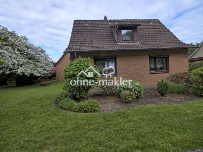Gepflegtes Einfamilienhaus mit Nebengebäuden & großem Grundstück – Foto 1
