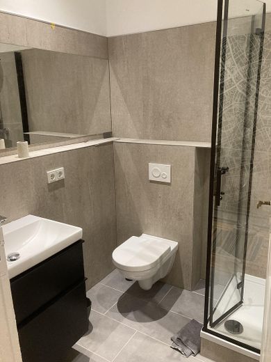 Altbau Single Wohnung in Bestlage – Bad 