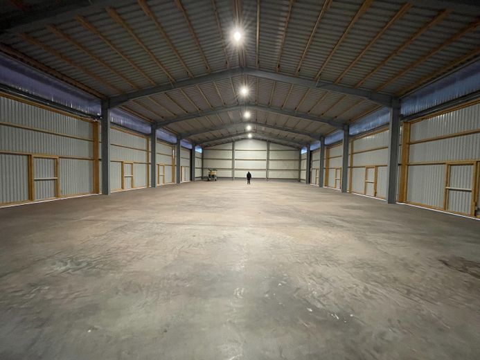 Lagerhalle/Gewerbehalle/Miethalle/(1296m², 648m², 2x324m²) – Foto 2