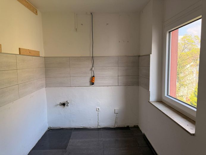 wunderschöne 3 Raum Wohnung mit Balkon und Gartennutzung frisch renoviert  Hobeisenstr – फोटो 8