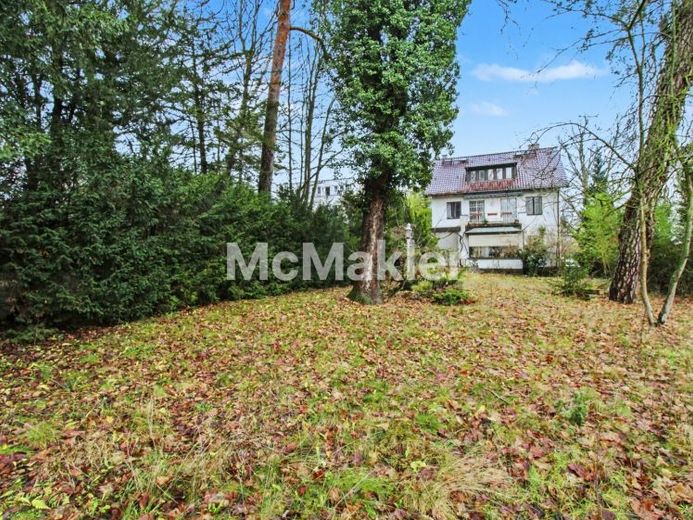 Na sprzedaż duża działka budowlana o powierzchni ok. 1107 m² w pożądanej lokalizacji Berlina-Steglitz – Zdjęcie 1