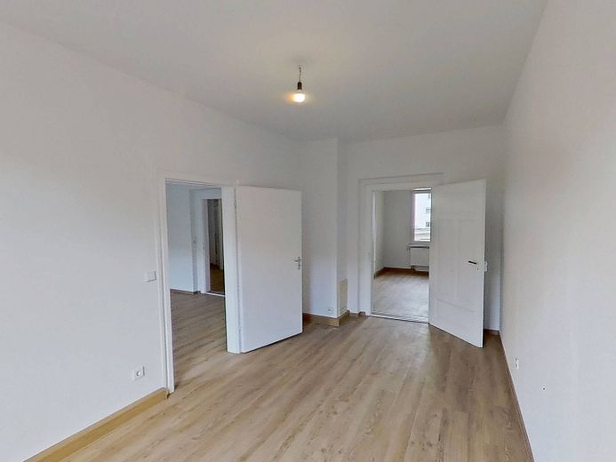 Light-filled GEM OF A HOME: Attractive 3-room apartment with BALCONY in Nuremberg – Ansicht II: Schlafzimmer I