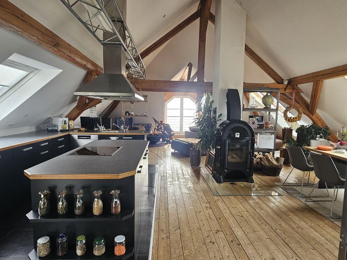 Küche und Esszimmer 