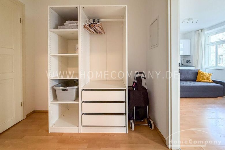 25934 HomeCompany Dresden Appartamento arredato di 2 locali con balcone a Dresden-Neustadt, massimo 3 persone – b7fc31f2e72d5578624b78e508ec2aa6d3134ebc.jpg