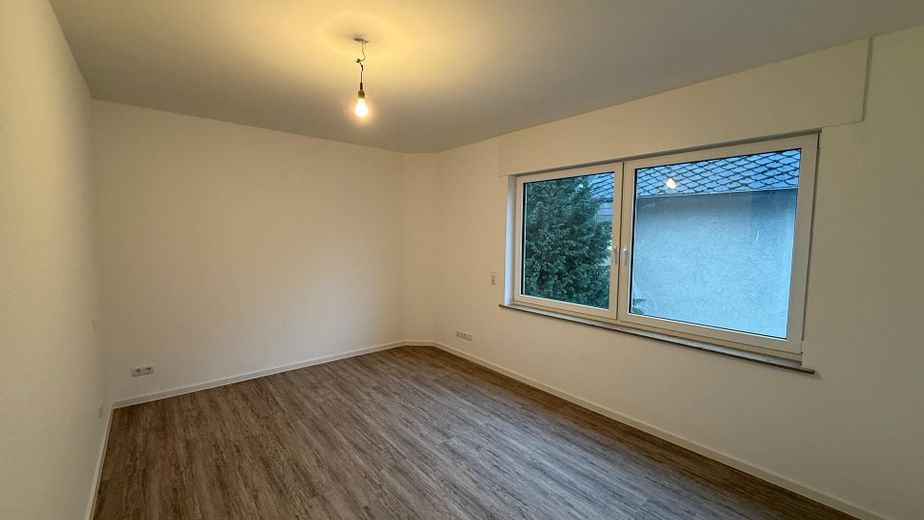 klimatisierte - 3-Zimmer Wohnung (OG) - mit Balkon in Andernach – Schlafen
