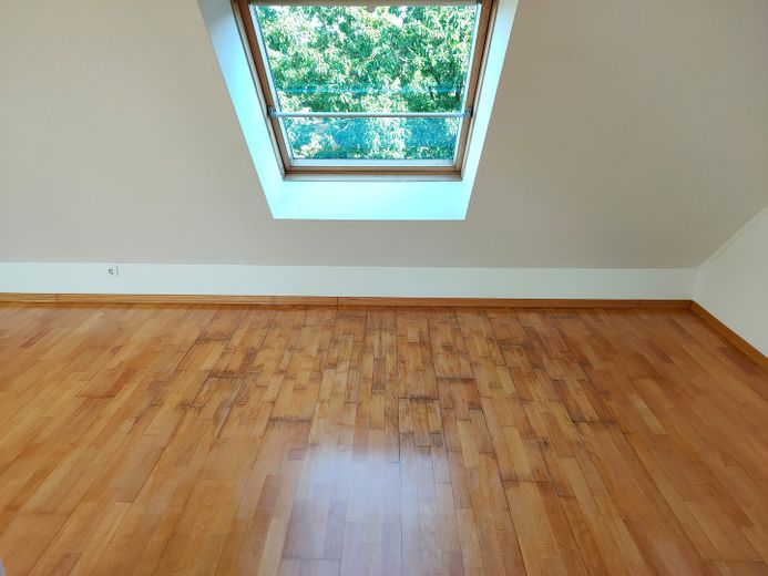 Top Maisonette-Wohnung mit 105 m² Wohnfläche und Balkon – Foto 9