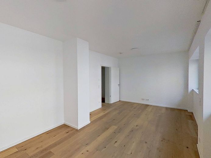 ++ Terraza incluida: Amplio piso de 2 habitaciones con cocina equipada moderna ++ – Ansicht III: Schlafzimmer