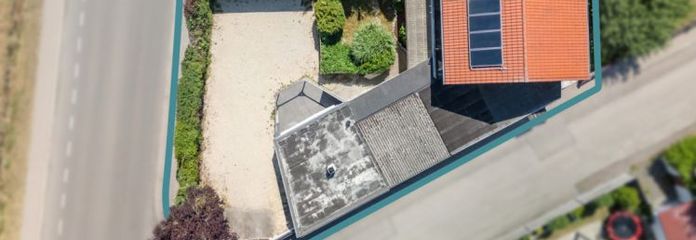 *BEZ PROWIZJI DLA KUPUJĄCEGO*: Dom wielopokoleniowy lub budynek wielorodzinny (z 5 lokalami mieszkalnymi), całkowicie wolnostojący!