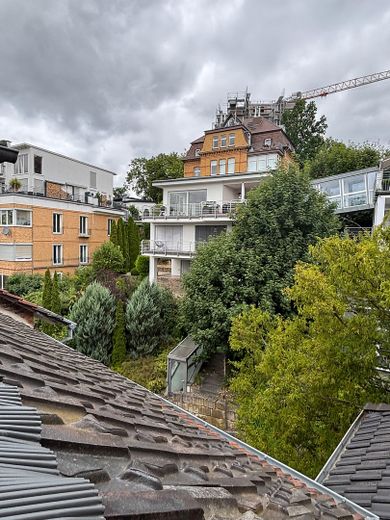 Gemütliche 3-Zimmer-Wohnung (100m²) mit Wohnküche und tollem Ausblick – Ausblick zum Schlangenweg