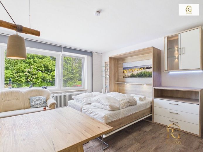 Moderne Eigentumswohnung/Ferien-Wohnung in TOP Lage im Nordseebad Cuxhaven-Duhnen mit Schwimmbad/Sauna/Parkplatz/möbiliert – Schlafzimmer EG