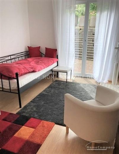 **Renoviertes Einzimmerapartment in ruhiger Seitenstraße- Uni Nähe** – 05093597d4ac88af20253526e5811bc13a48cd9e.jpg