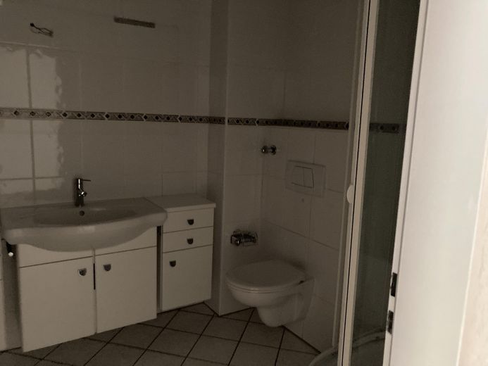 3,5 Zimmer Wohlfühlwohnung in Dortmund am Volksgarten – Bad
