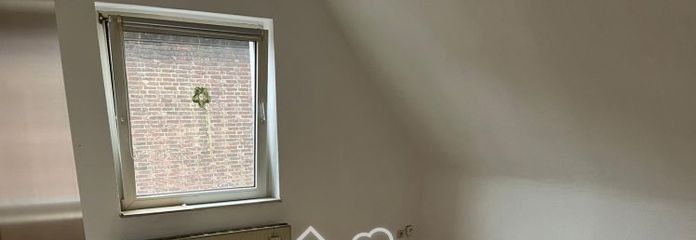 Gepflegte 2-Zimmer-Dachgeschosswohnung in Oberhausen – ab 01.11.2026 zu vermieten