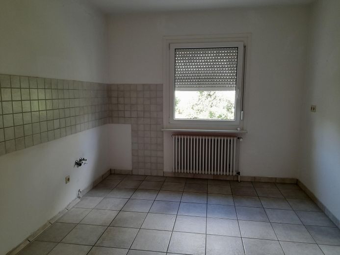 2 ½ Familienhaus in zentraler, ruhiger Süd- und Aussichtslage in St. Georgen/Schwarzwald – Küche