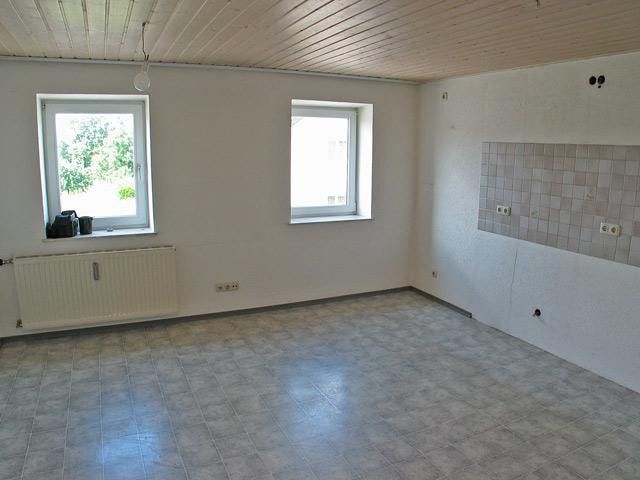 Küche, jetzt mit Laminat