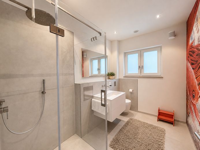 Architect’s villa 2023 | 323 m² | Kinzigtal view | Sauna & fireplace | A+ | Frankfurt 35 min – Kinder-Bad