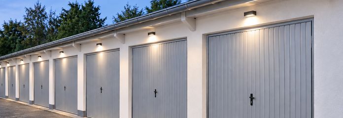 XXL garage con elettricità da affittare, garage singolo o doppio, Laugkstr – Außenansicht
