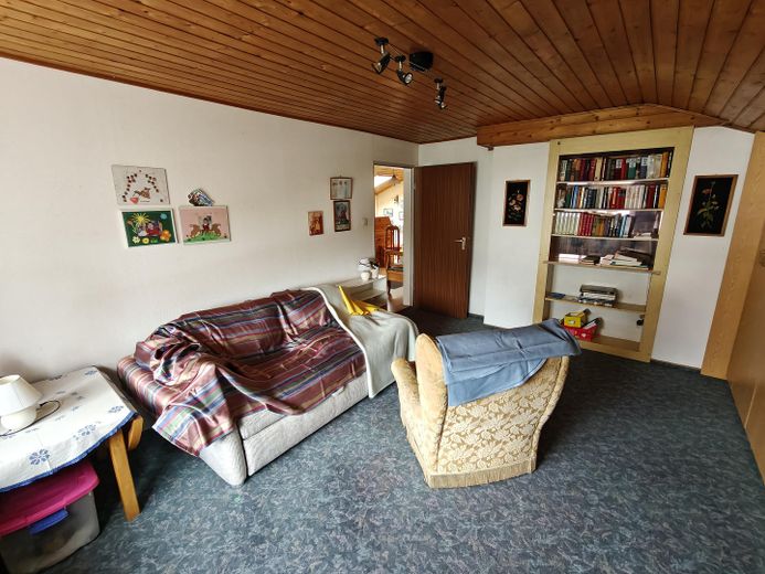 Maison mitoyenne bien entretenue en emplacement central – Kinderzimmer OG