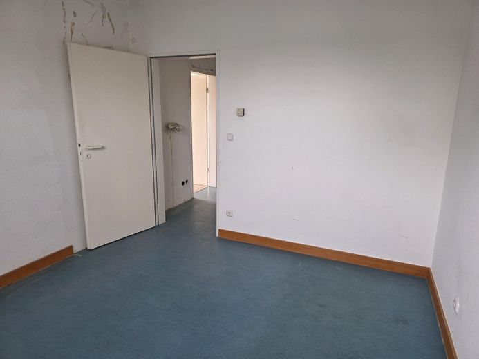 Rara opportunità nel Kreuzviertel: appartamento su due livelli, ca. 145 m², 4 locali, balcone – senza provvigione – 3. OG_'Arbeiten' (3)