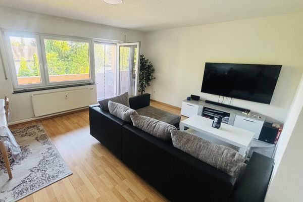 Helle 3-Zimmer-Wohnung mit Balkon, Einbauküche und Garage in Onstmettingen