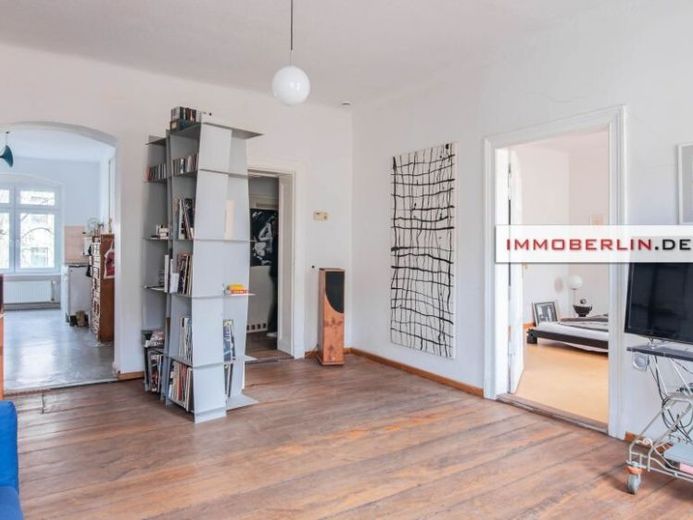 IMMOBERLIN.DE - लोकप्रिय कiez स्थान पर आकर्षक पुरानी इमारत की अपार्टमेंट – फोटो 1