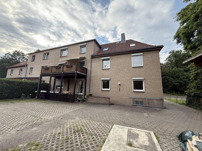 Sanierte Dachgeschosswohnung mit Fußbodenheizung und Stellplatz zum Erstbezug – फोटो 6