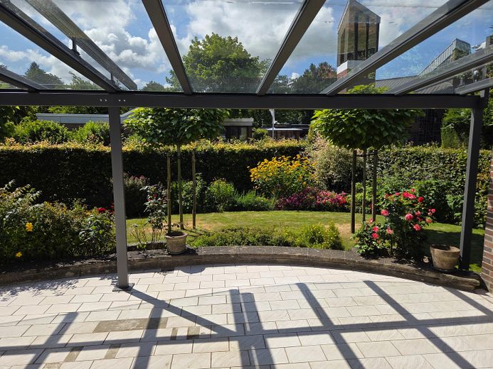 Überdachte Terrasse