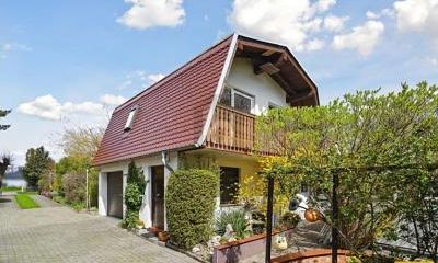 ZEIT ZUM ANKOMMEN – FISCHERHAUS MIT SEEBLICK – 1770709614_907f8e.jpg