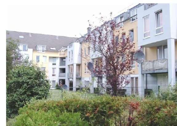 Schönes frisch renovierte 2-Zimmer Wohnung in Bonn – Außenansicht