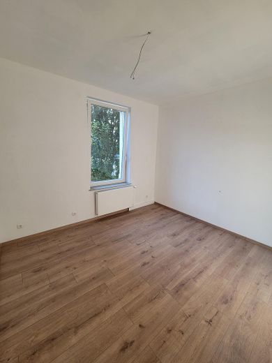 Sanierte 3-Zimmer Wohnung nähe Innenstadt – Schlafzimmer 1