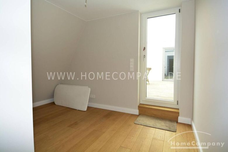 Appartamento duplex di lusso nel cuore di Charlottenburg, Berlino, arredato. – 2dd4fac1f433418333eb54b626112f14fc8346e1.jpg