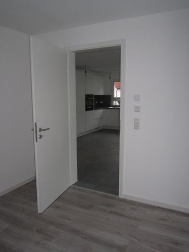 Neubau 2,5-Zimmer-Wohnung 2. OG in Herrenberg mit Küche, Garage, Wallbox, gehobene Ausstattung – Schlafzimmer